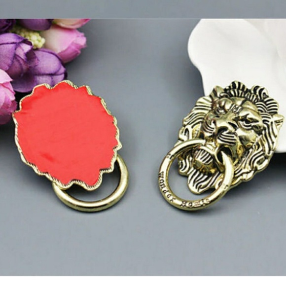 Antique Gold Lion Cellphone Holder Ring - Picture 3 of 7
